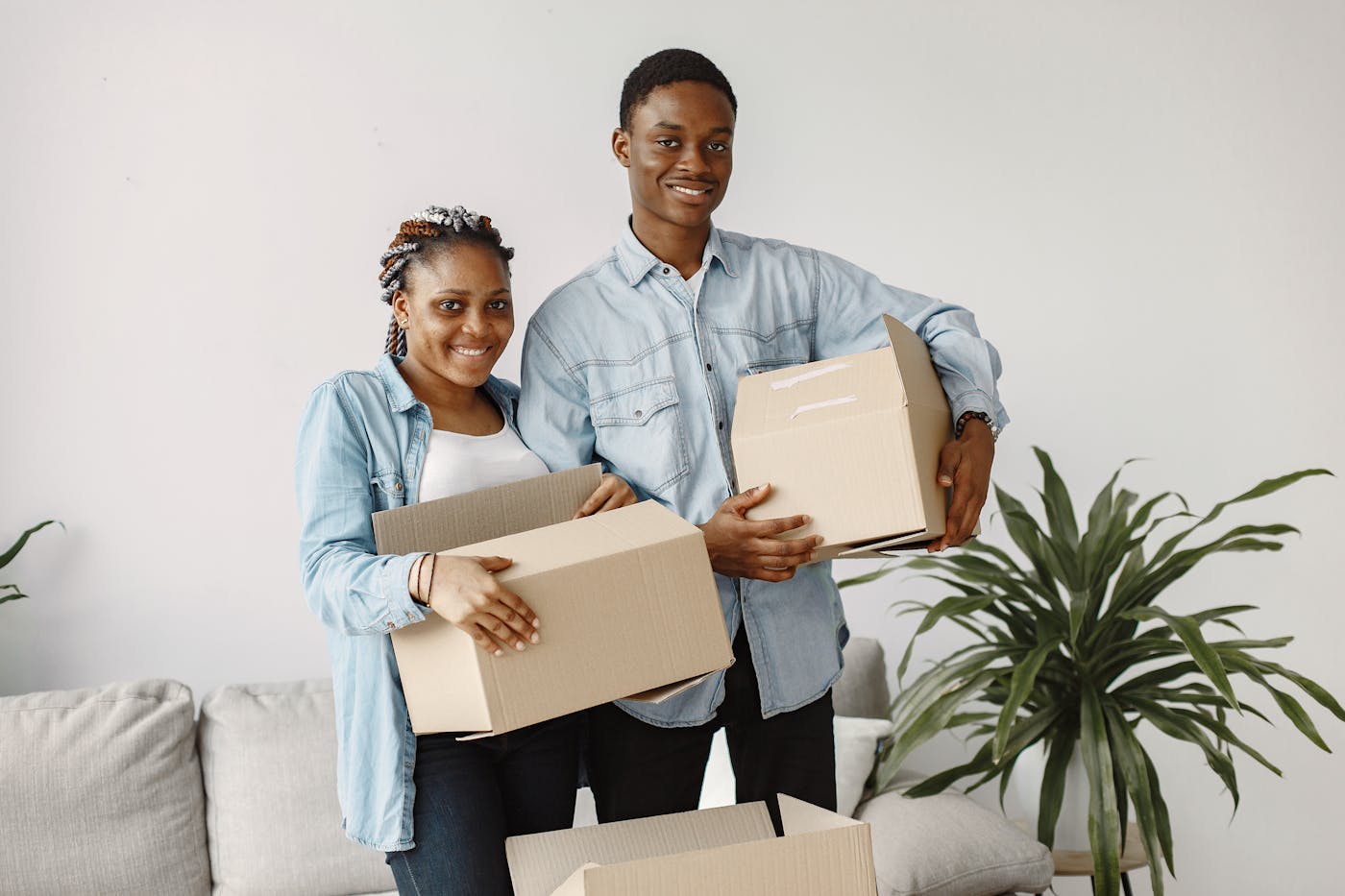 Your Orlando Moving Checklist (High-Rise COIs, HOA Check-Ins, Storm-Season Timing)