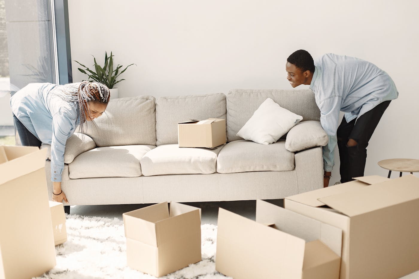 HomeTeam Moving move photo 5
